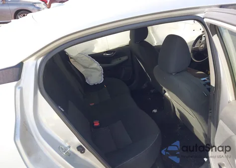 2022 Nissan Sentra Sv Xtronic Cvt z USA, uszkodzony, nr VIN 3N1AB8CV6NY242408